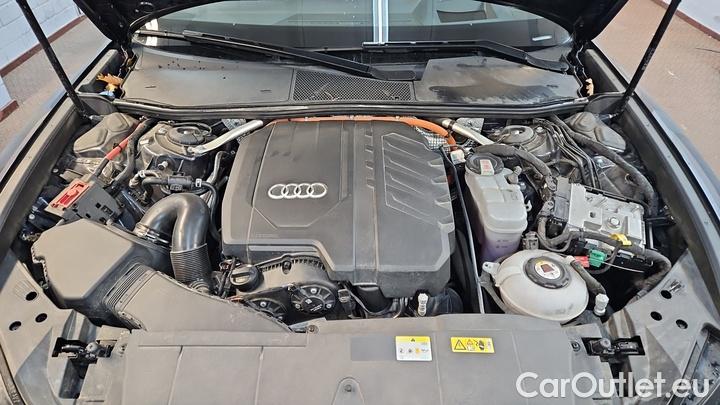Audi  A6 50 TFSI e quattro S tronic sport Avant #11