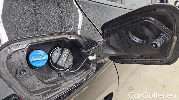 Bmw  Serie 1 118d Advantage #15