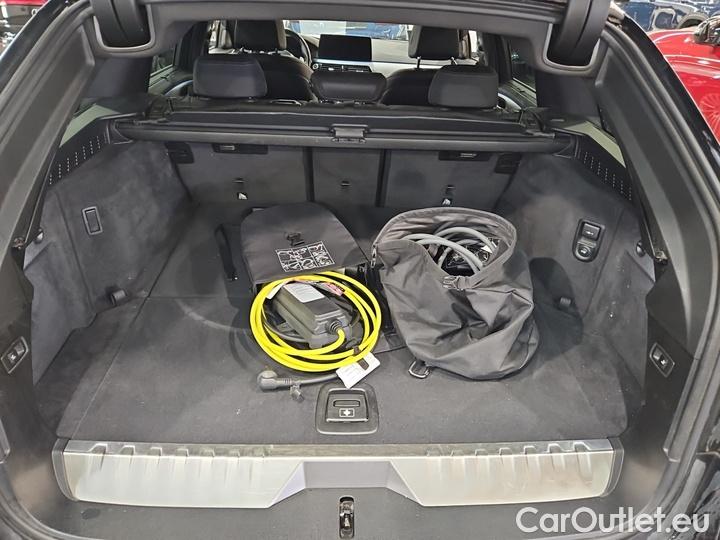 Bmw  Serie 5 530e Touring A #8