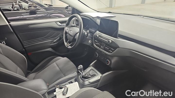 Ford  Focus 1,5 EcoBlue 88kW Cool & Connect Turnier #7