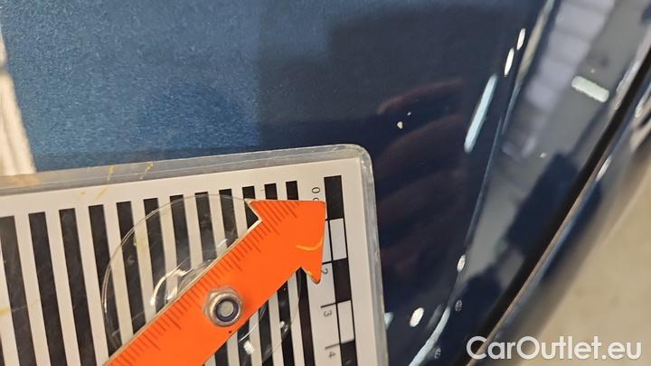 Mercedes  GLB  200 d DCT #18