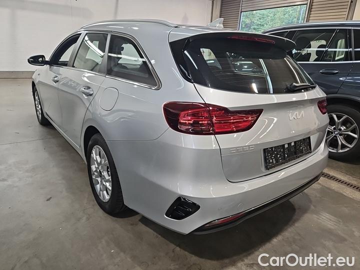 KIA  Cee'd 1.6 CRDi MHEV 100kW DCT Vision SW #3