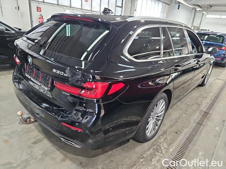 Bmw  Serie 5 530e Touring A #4