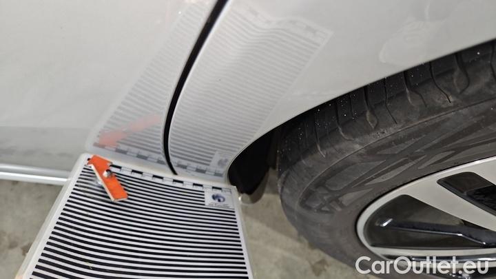 Mercedes  CLA-Klasse CLA 200 d #24