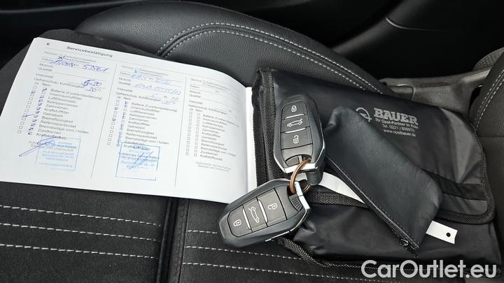 Opel  Crossland 1.5 Diesel 81kW Ultimate S/S #12