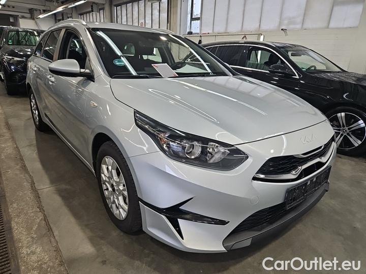 KIA  Cee'd 1.6 CRDi MHEV 100kW DCT Vision SW #2