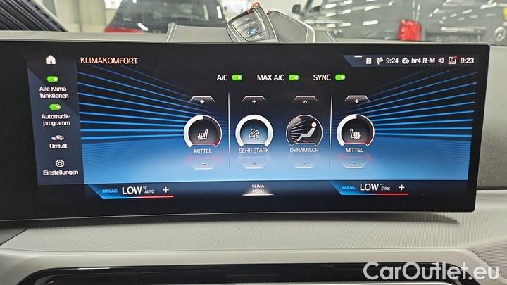 Bmw  Serie 3 320d xDrive Touring Automatic #14