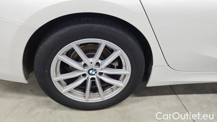Bmw  Serie 3 320d xDrive Touring Automatic #10