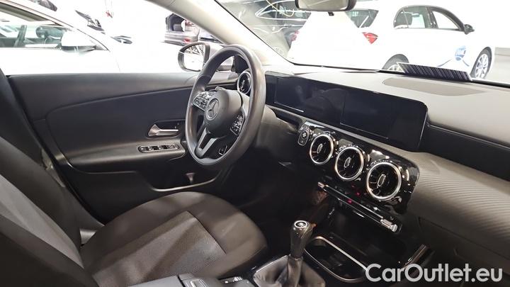 Mercedes  CLA-Klasse CLA 200 d #7