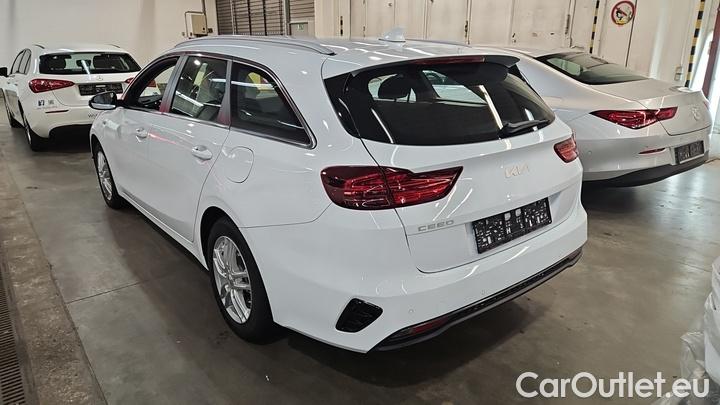 KIA  Cee'd 1.6 CRDi MHEV 100kW DCT Vision SW #3