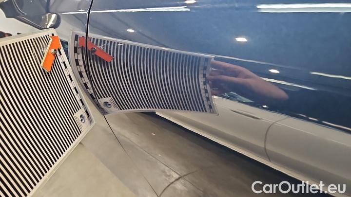 Mercedes  GLB  200 d DCT #26