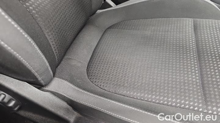Ford  Focus 1,5 EcoBlue 88kW Cool & Connect Turnier #37