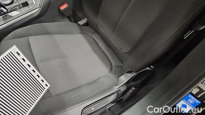 Bmw  Serie 1 118d Advantage #27