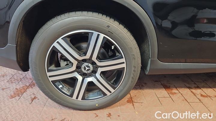 Mercedes  GLC  300 e 4MATIC Autom. #10