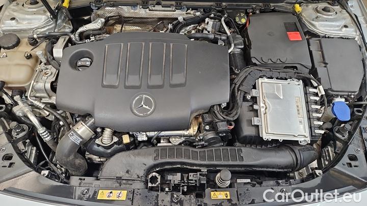 Mercedes  CLA-Klasse CLA 200 d #11