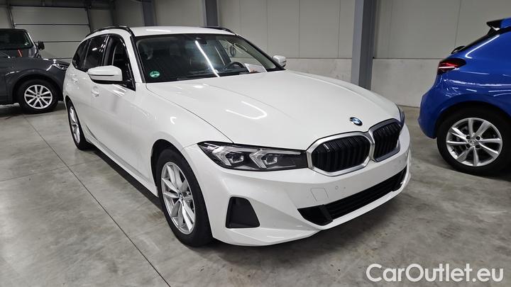Bmw  Serie 3 320d xDrive Touring Automatic #2