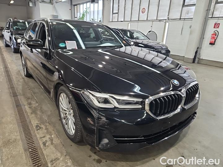 Bmw  Serie 5 530e Touring A #2