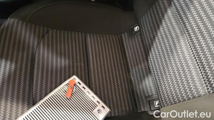 KIA  Cee'd 1.6 CRDi MHEV 100kW DCT Vision SW #19