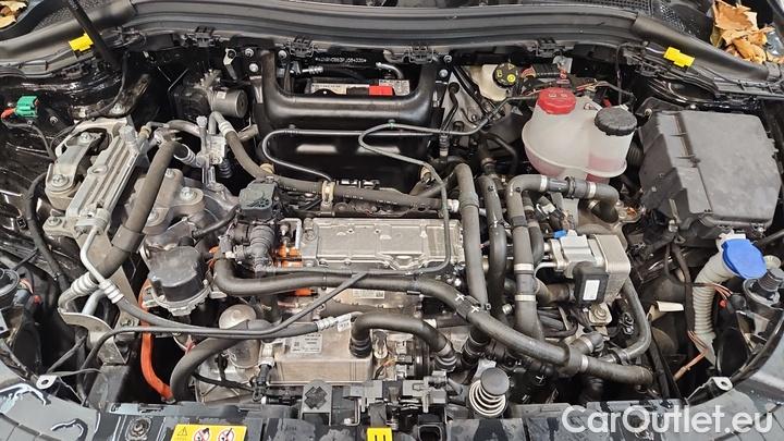 Mercedes  EQA  250 #11