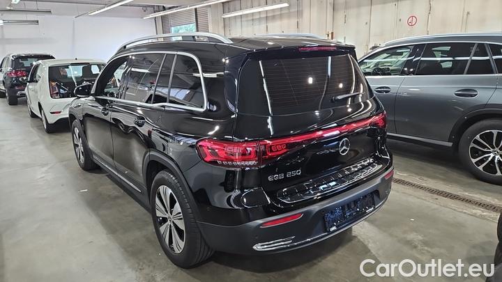 Mercedes  EQB  250 #3