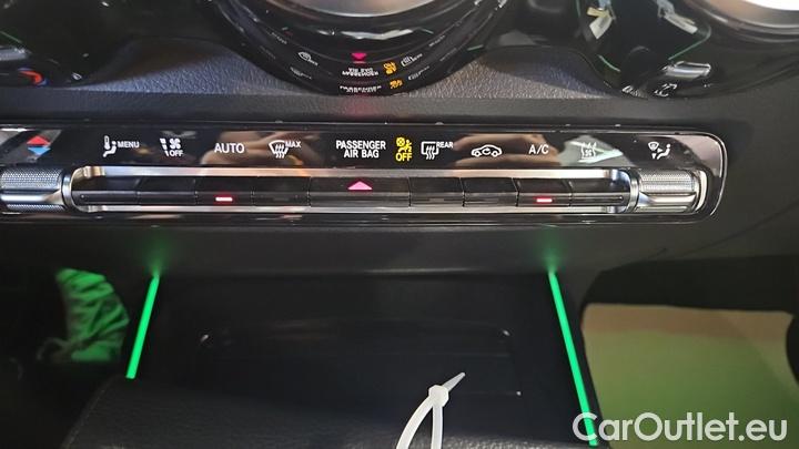 Mercedes  EQB  250 #14