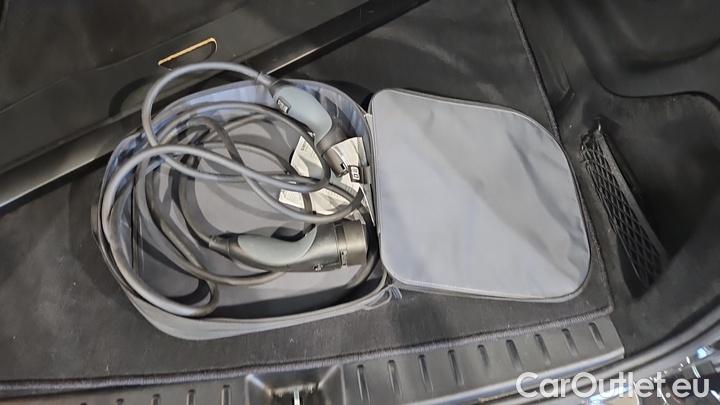 Mercedes  EQB  250 #17