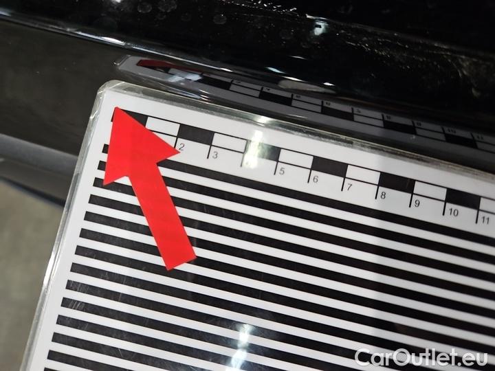 Tesla  Model Y Long Range Dual Motor AWD #37