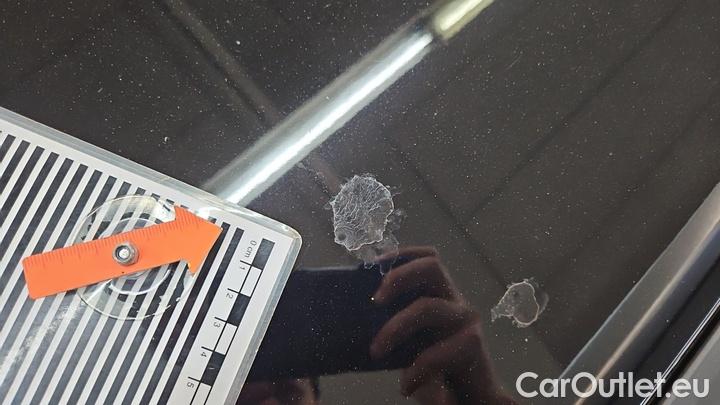 Mercedes  EQB  250 #26