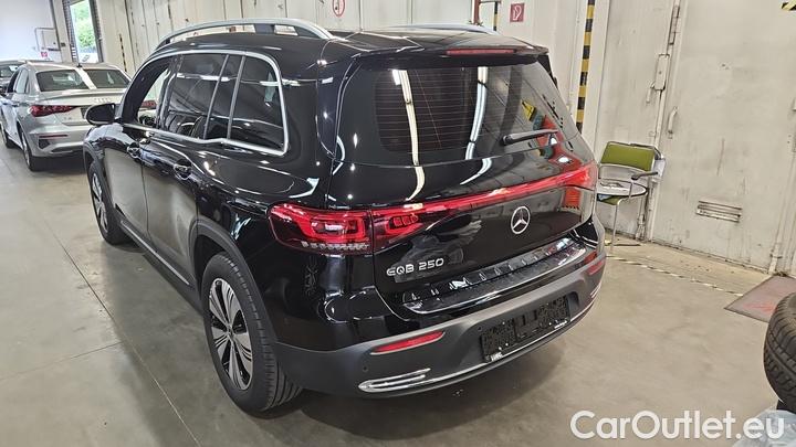 Mercedes  EQB  250 #3