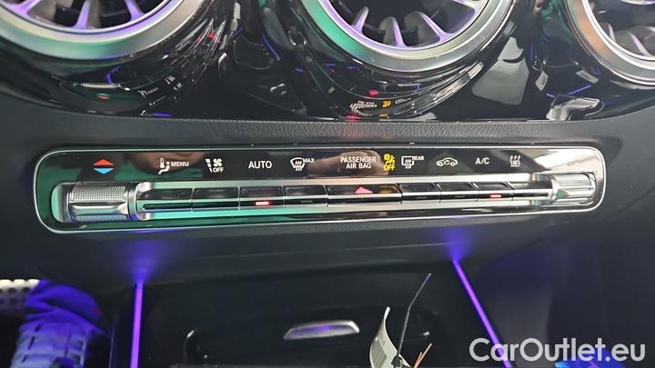 Mercedes  EQA  350 4MATIC #14