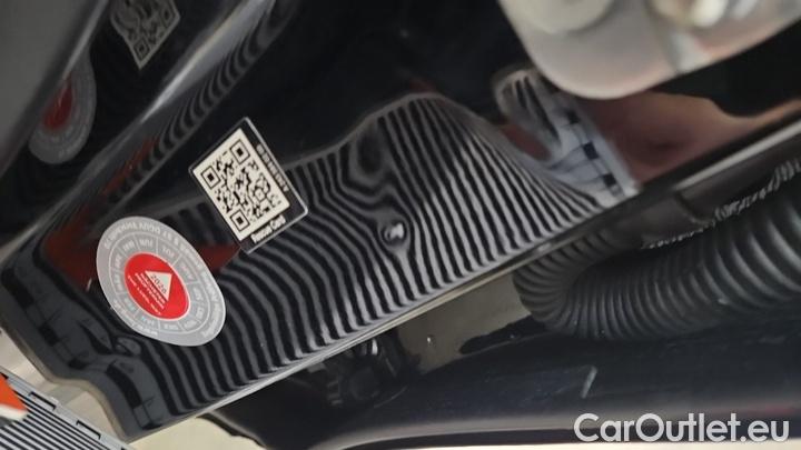 Mercedes  EQB  250 #24