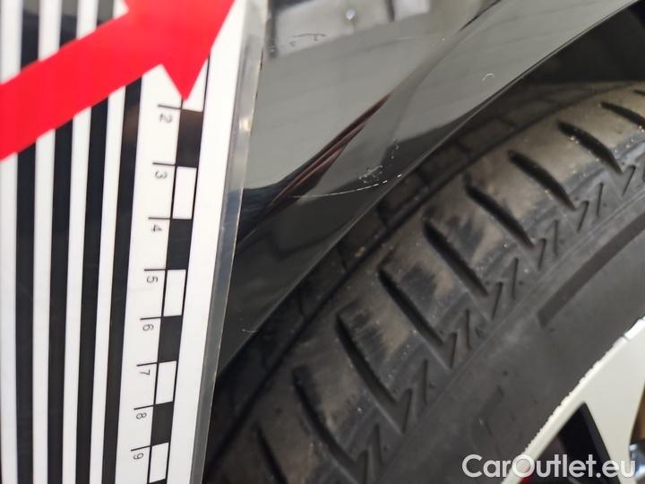 Ford  Mustang 99 kWh AWD #22