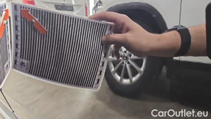 Mercedes  EQB  250 #25