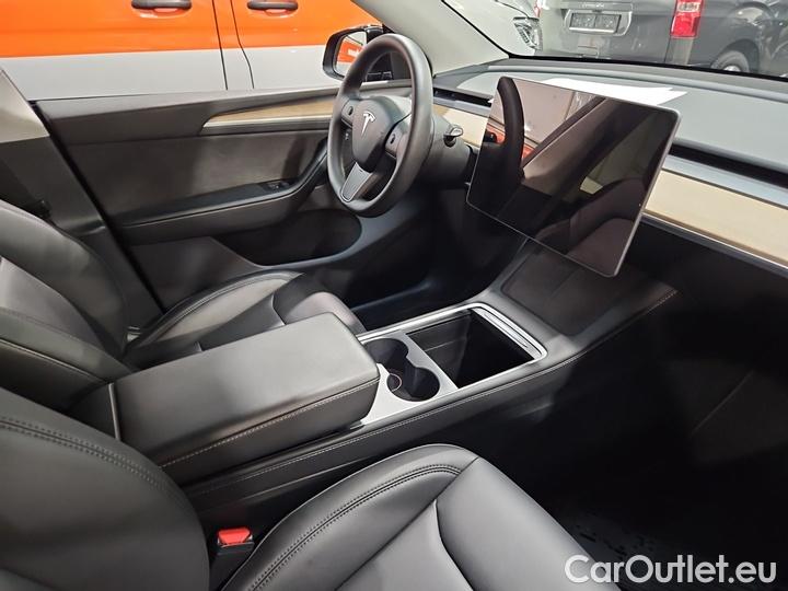 Tesla  Model Y Long Range Dual Motor AWD #7