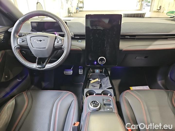 Ford  Mustang 99 kWh AWD #6