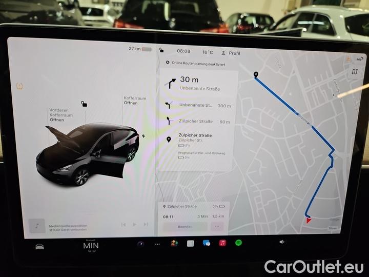 Tesla  Model Y Long Range Dual Motor AWD #13