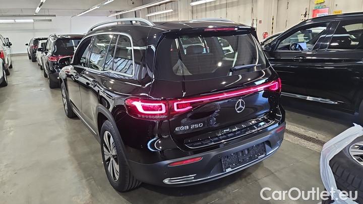 Mercedes  EQB  250 #3