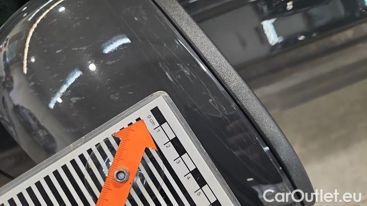 Volkswagen  Golf  2.0 TDI SCR Life Variant #19