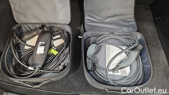 Mercedes  EQA  250+ #22