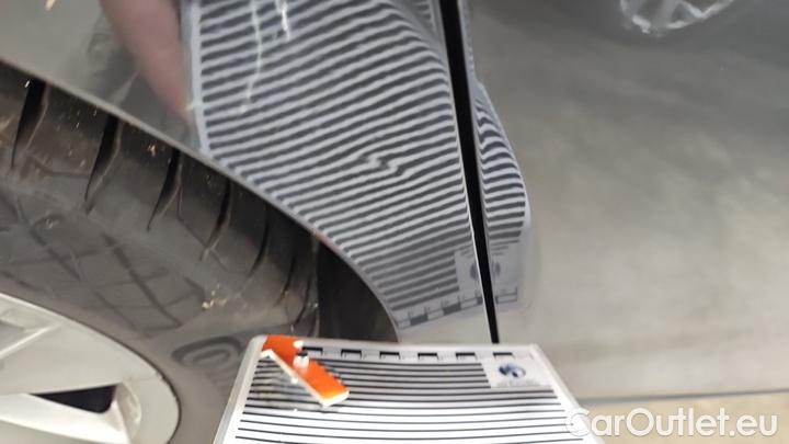 Volkswagen  Golf  2.0 TDI SCR Life Variant #38