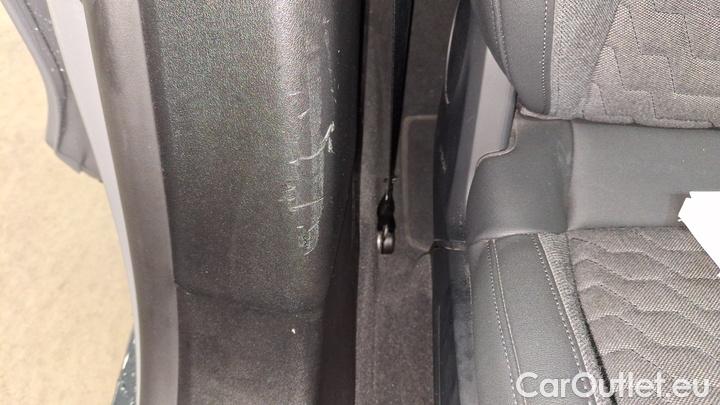 Audi  E-TRON quattro #22