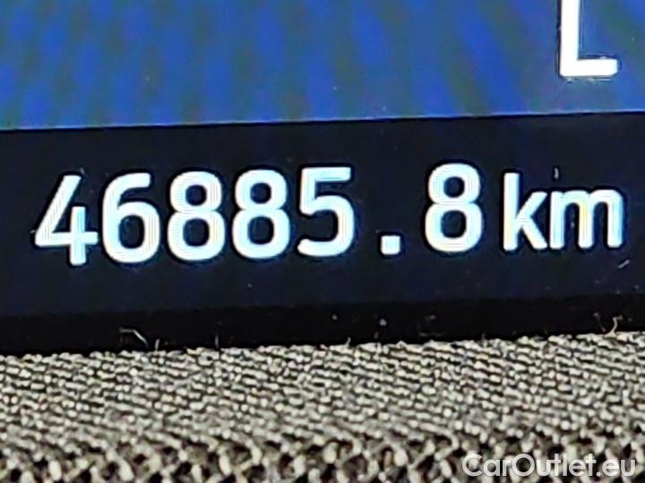 Ford  Mustang 99 kWh AWD #9