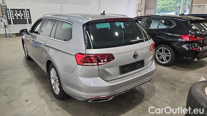 Volkswagen  Passat 1.4 TSI DSG GTE Variant #3