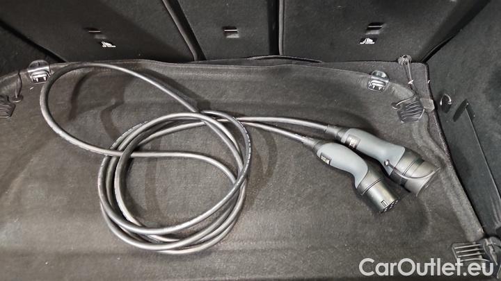 Mercedes  EQA  250 #20