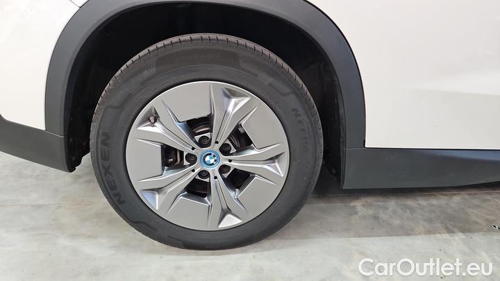 Bmw  iX 1 xDrive30 #10