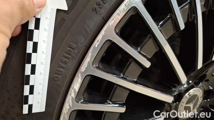 Mercedes  EQC  400 4MATIC AMG Line #17