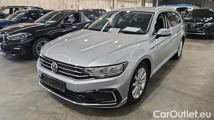 Volkswagen  Passat 1.4 TSI DSG GTE Variant #1