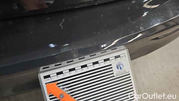 Volkswagen  Golf  2.0 TDI SCR Life Variant #36