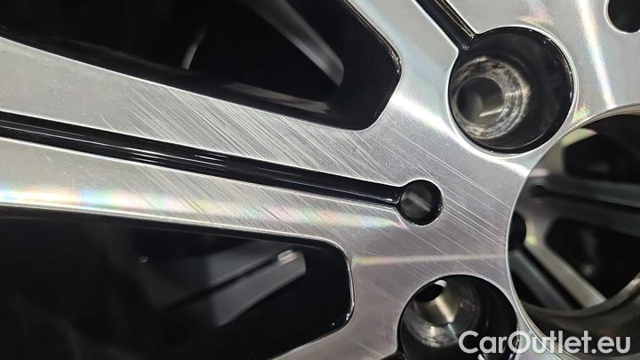 Mercedes  EQB  250 #20