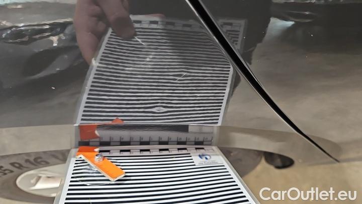 Volkswagen  Golf  2.0 TDI SCR Life Variant #37